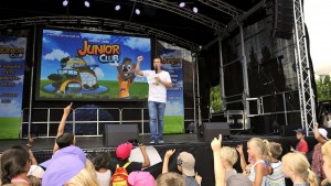 40 Jahre Europa-Park: TV-Moderator Benedikt Weber war beim Launch des Europa-Park JUNIOR CLUB dabei und eröffnete die bunte Online-Spielewelt. Quelle: europapark.de