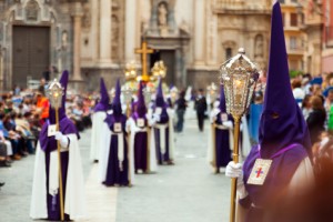 Spanien: Prozession während der <em>Semana Santa</em>